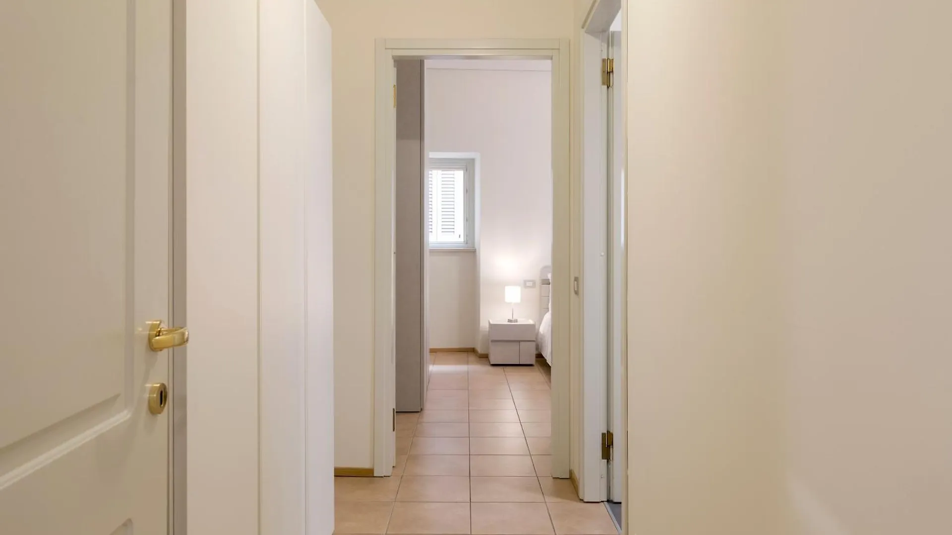 Domus Apartments Como - By Relais Di Giada Italy